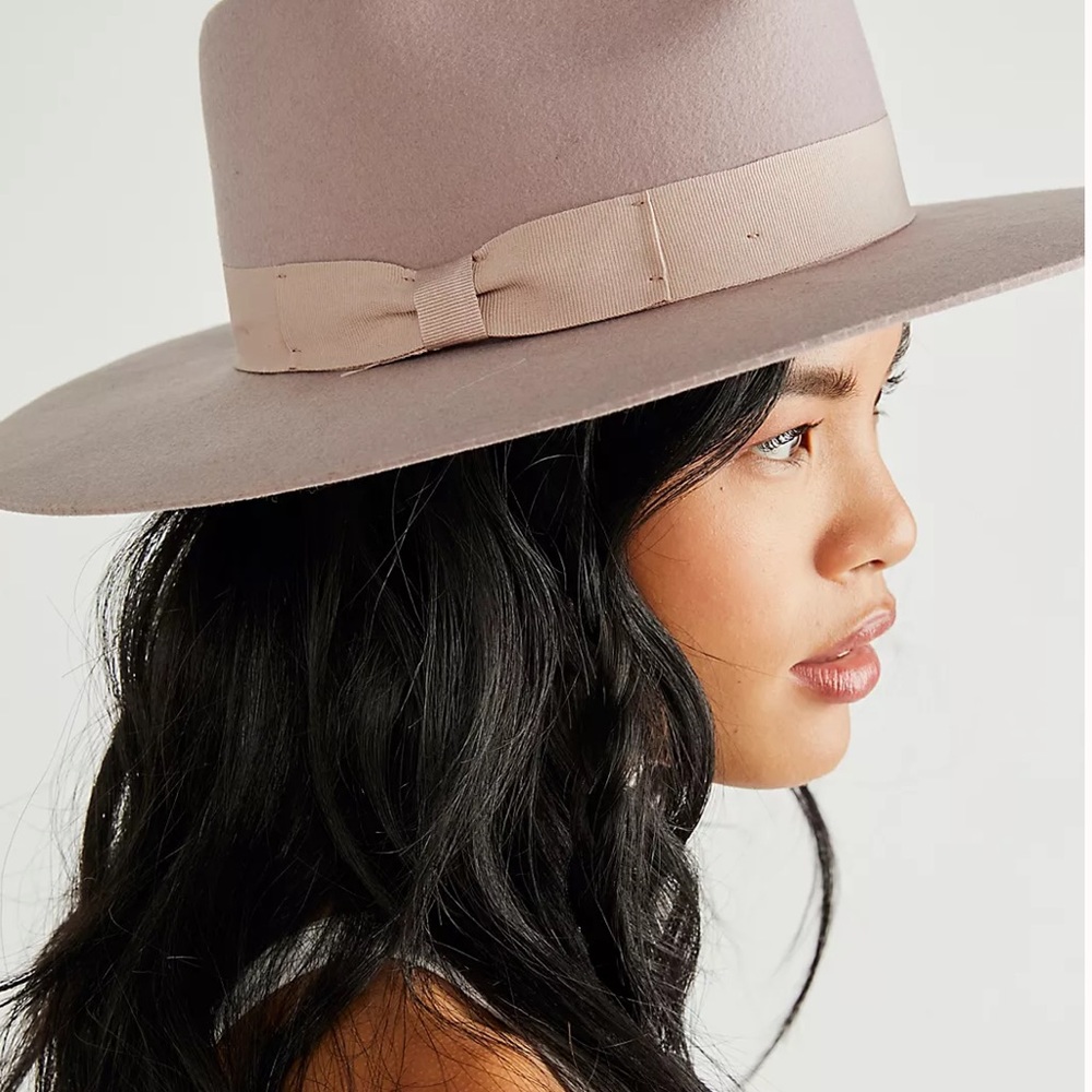 Free People Lila SOLD OUT Felt Taupe 100% Wool Wide Brim NWT